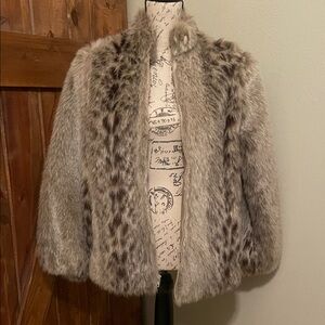 Women's Faux Fur Jacket - Gray